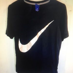 Nike top t-shirt